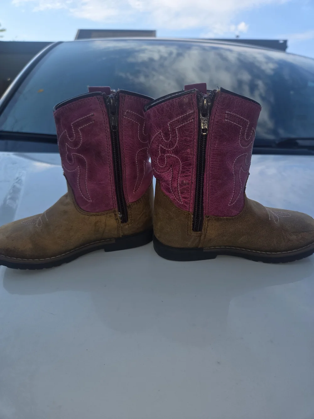 Shyanne Pink & Brown Girls Western Boots with Paisley Lining Size 8D